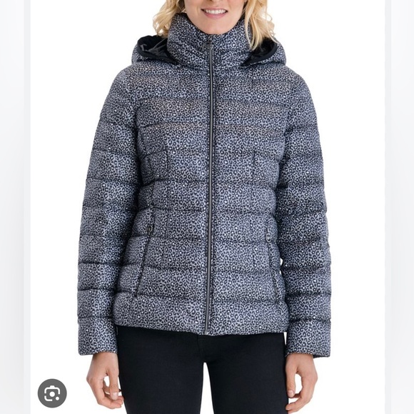 NWOT Michael Kors Animal Print Packable Hooded Down Puffer - Picture 1 of 5